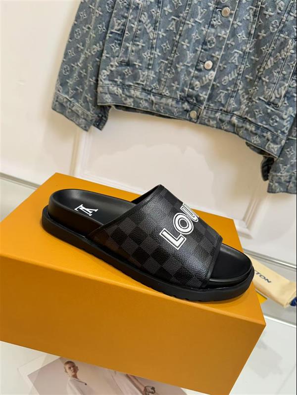 20251128184543478 210